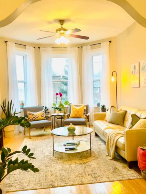 Sunny, Spacious, 3BR 1BA Davlin INN Chicago